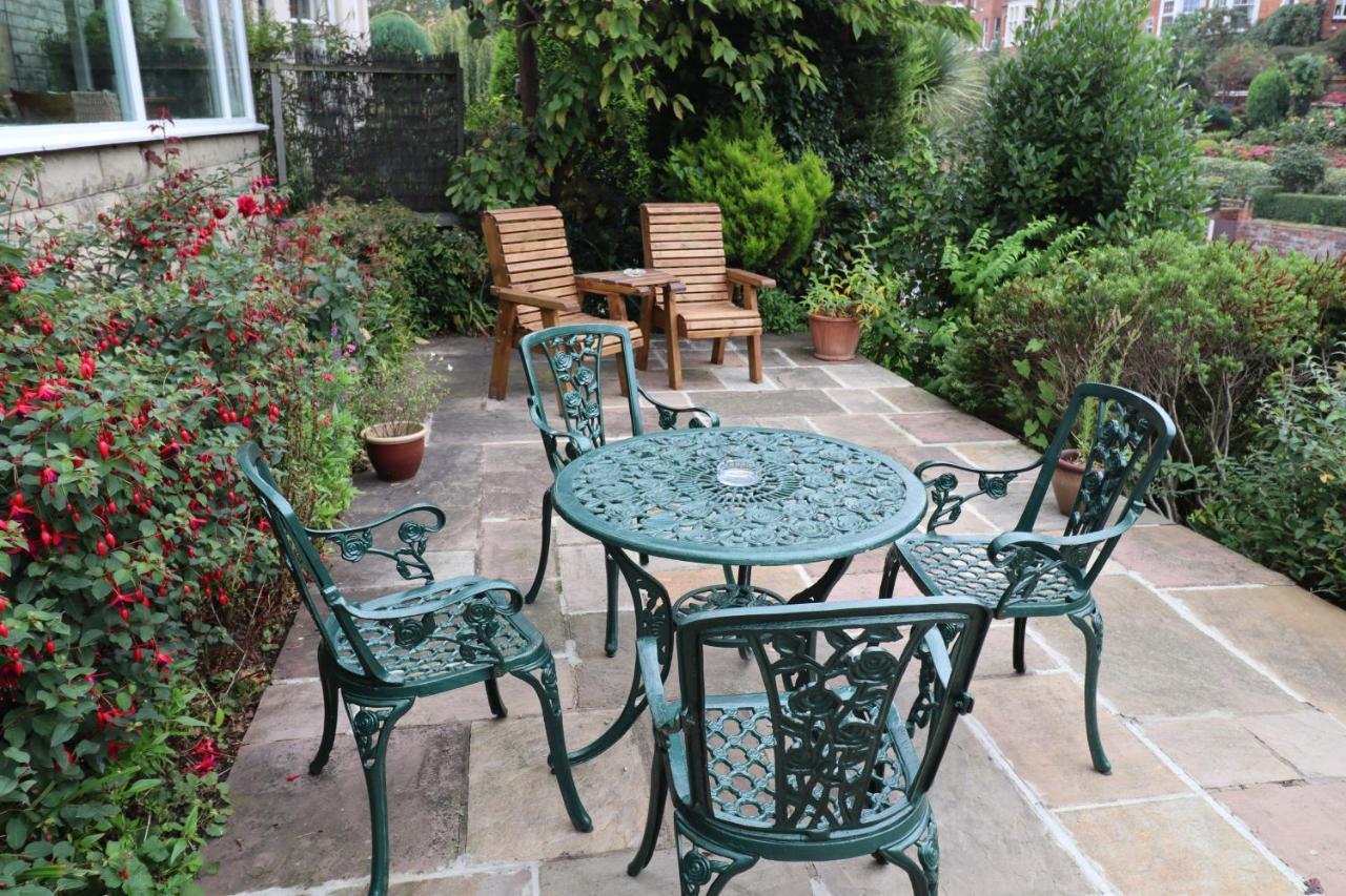 Bed & Breakfast The Raincliffe 3*