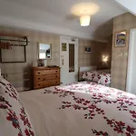 The Raincliffe Hotel