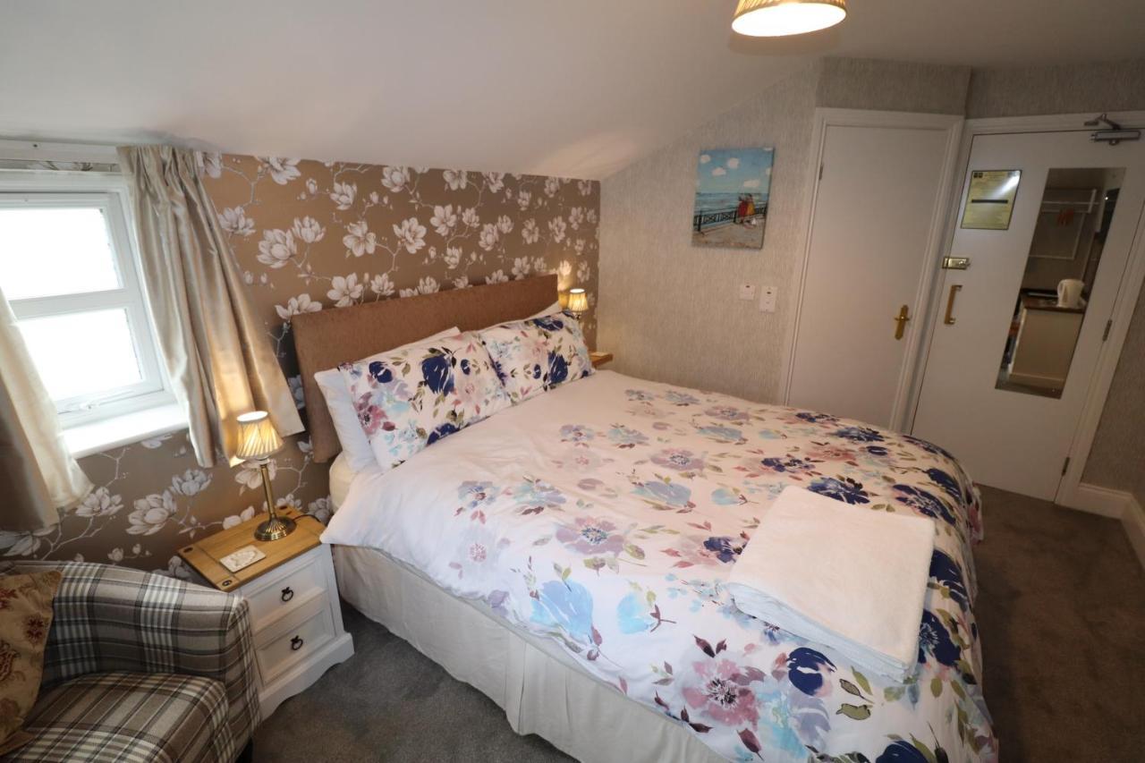 The Raincliffe 3*